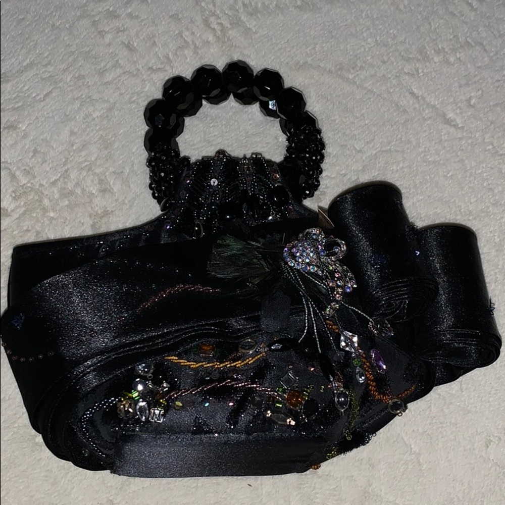 Mary Frances Hand Bag!